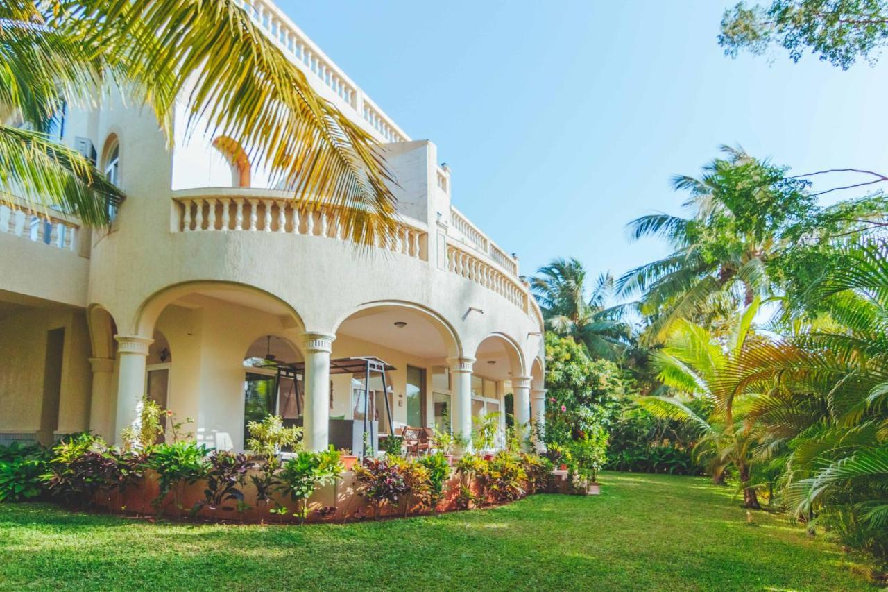 Saffronstays La Casa Maestro, Kashid - Spanish-Style Luxury Villa Near Kashid Beach Экстерьер фото