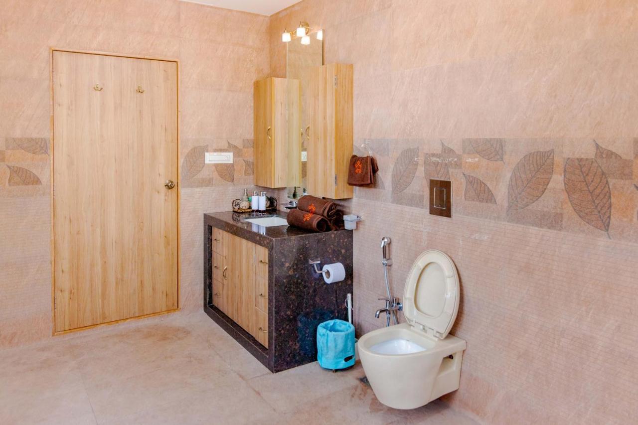 Saffronstays La Casa Maestro, Kashid - Spanish-Style Luxury Villa Near Kashid Beach Экстерьер фото